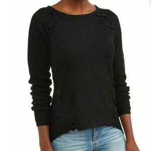 ⭐️ 3/$15 • What’sNext• Black• Knit Sweater